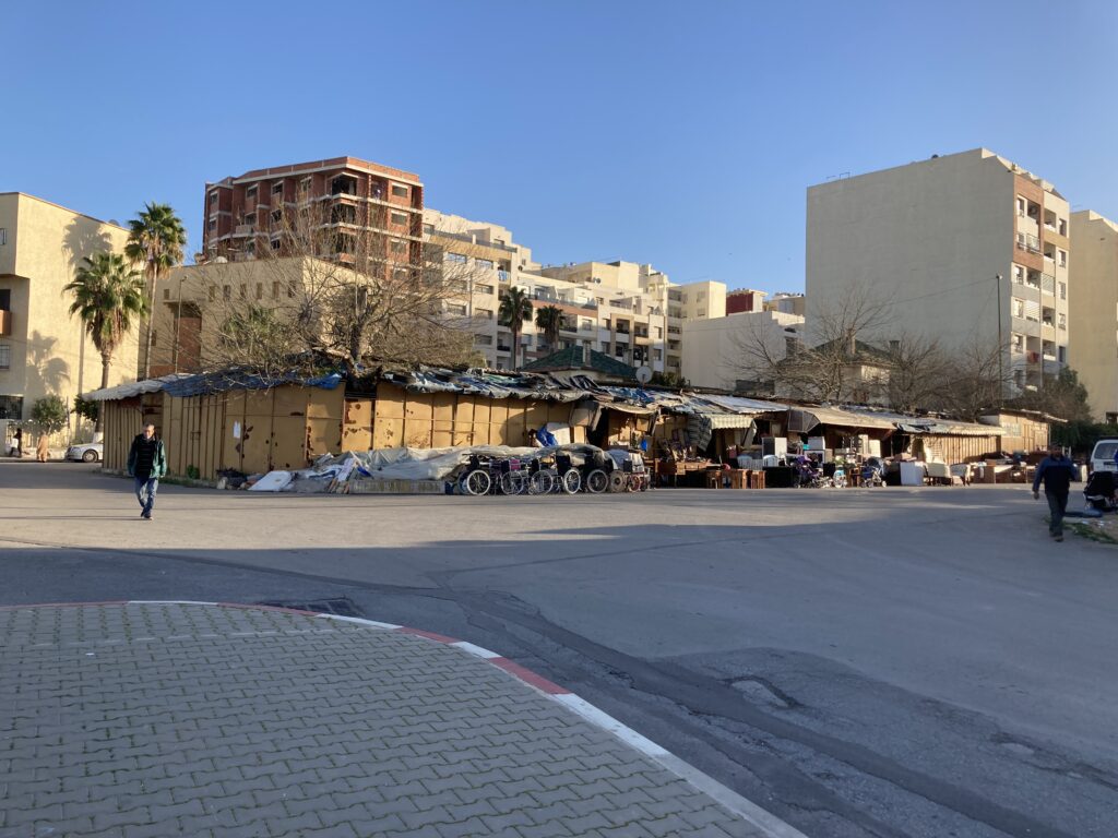 A view of a market near Rue Lumumba