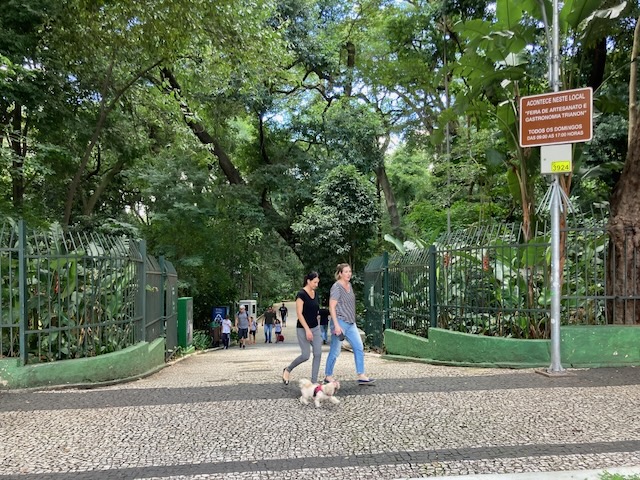 A view of the entrance to Parque Tenente Siqueira Campos