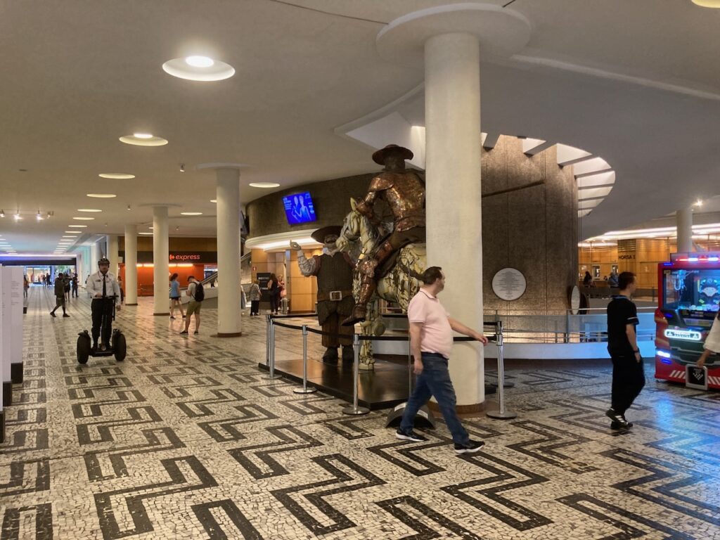 A view inside the Conjunto Nacional building in São Paulo