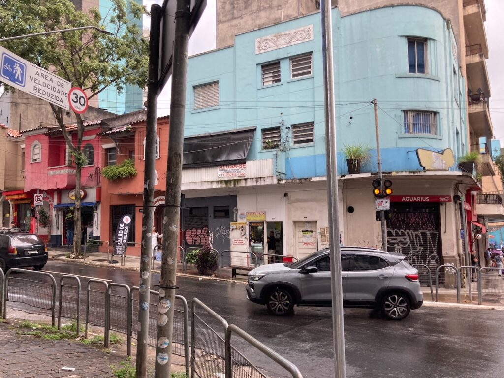 A view on Rua Treze de Maio in São Paulo