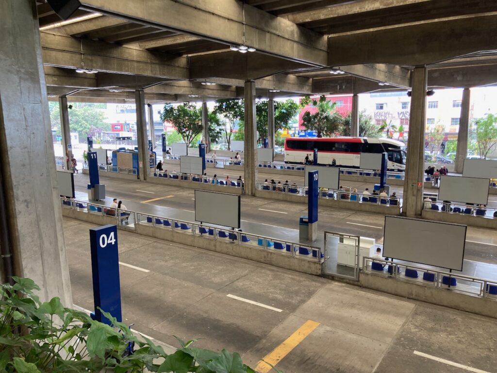 A view of Rodoviária Jabaquara (Jabaquara bus terminal)