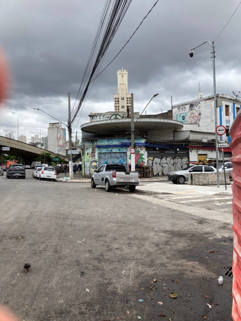 A view of the area outside Mercado Municipal de São Paulo (Municipal Market of São Paulo)