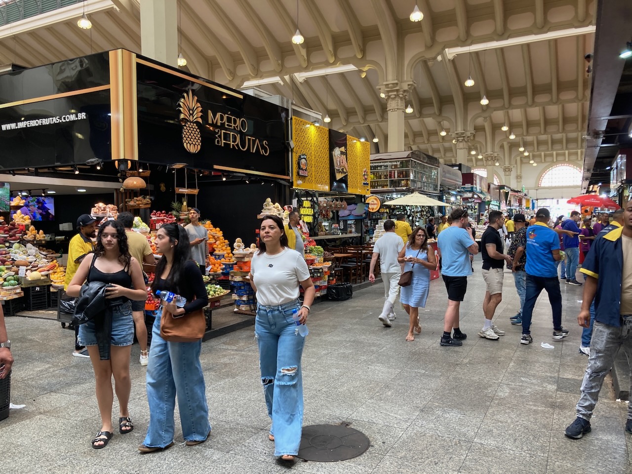 A view inside Mercado Municipal de São Paulo (Municipal Market of São Paulo)