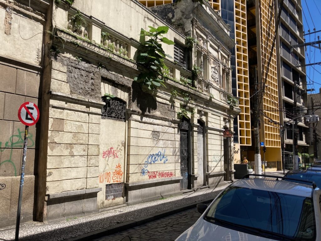 A scene in Santos, São Paulo, Brasil