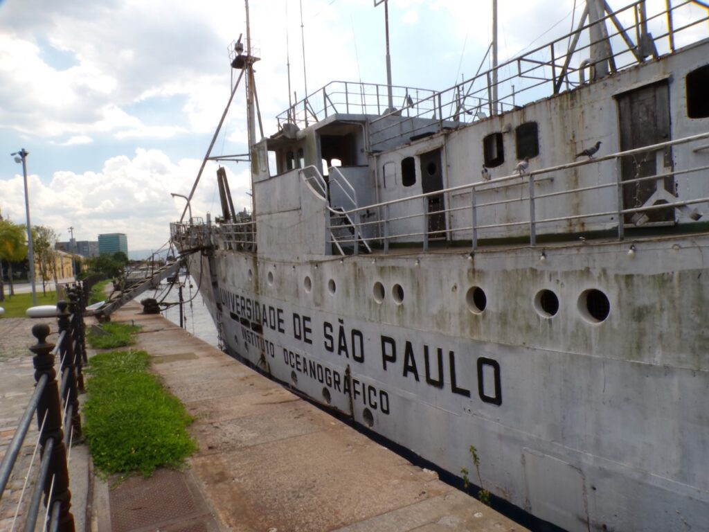 A scene in the port area of Santos, São Paulo, Brasil. The Professor W. Besnard. This historic oceanographic vessel, owned by the University of São Paulo (USP), was used in Brazil's first Antarctic expedition.