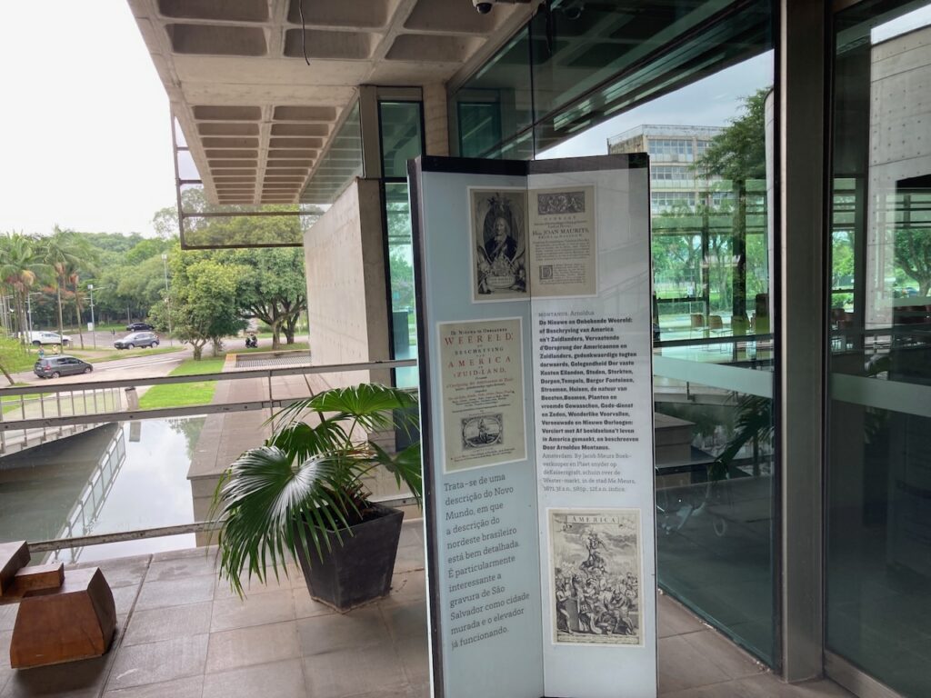 ‎⁨A view of Biblioteca Brasiliana Guita e José Mindlin, BBM (Guita and José Mindlin Brasiliana Library) at the Cidade Universitária Armando Salles de Oliveira⁩ campus of Universidade de São Paulo, ⁨São Paulo⁩, Brasil