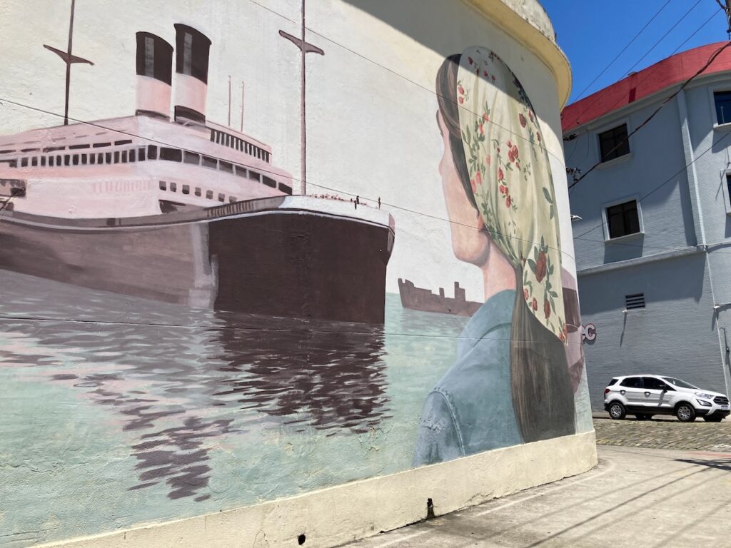 A scene in Santos, São Paulo, Brasil