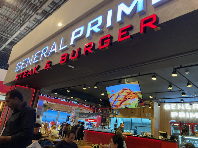 A view inside Terminal 3 of São Paulo International Airport (GRU)